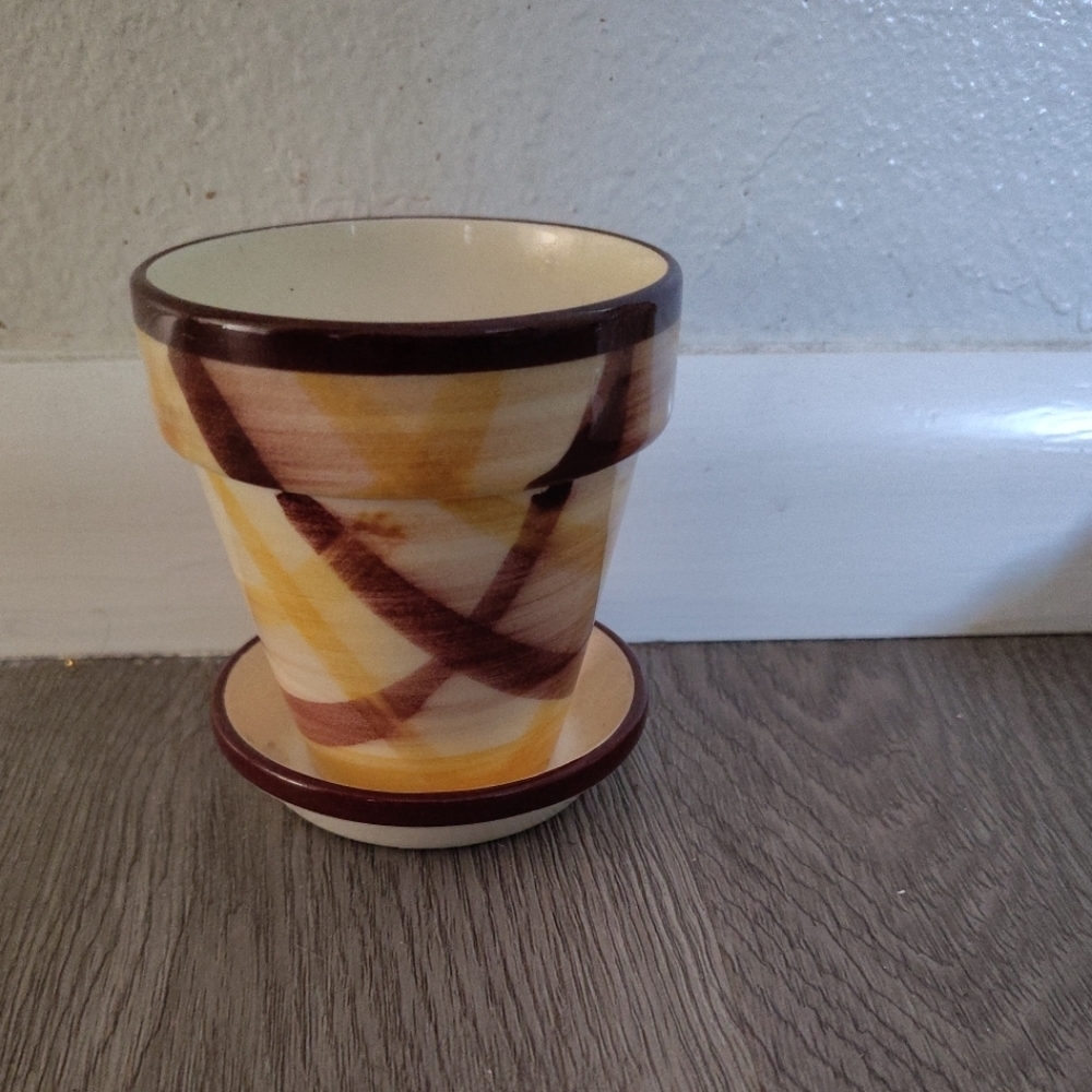 Vintage Vernon Kilns "Organdie" Pattern Flower Pot And Underplate